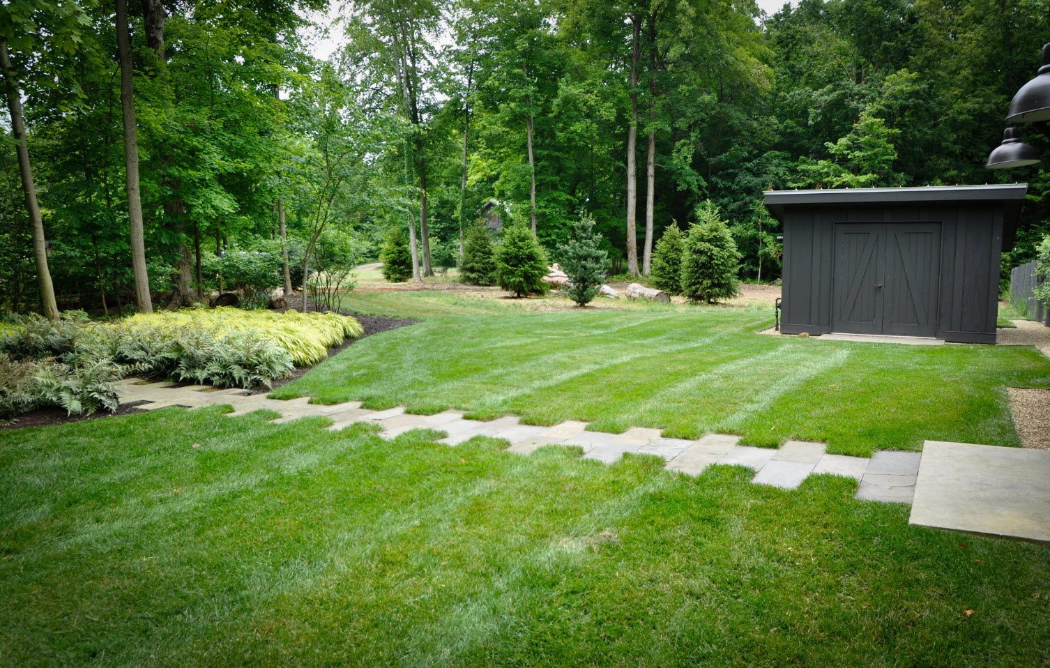 Behind the Gardenista Garden Design- McCullough's Landscape & Nursery, Thinking Outside the Boxwood