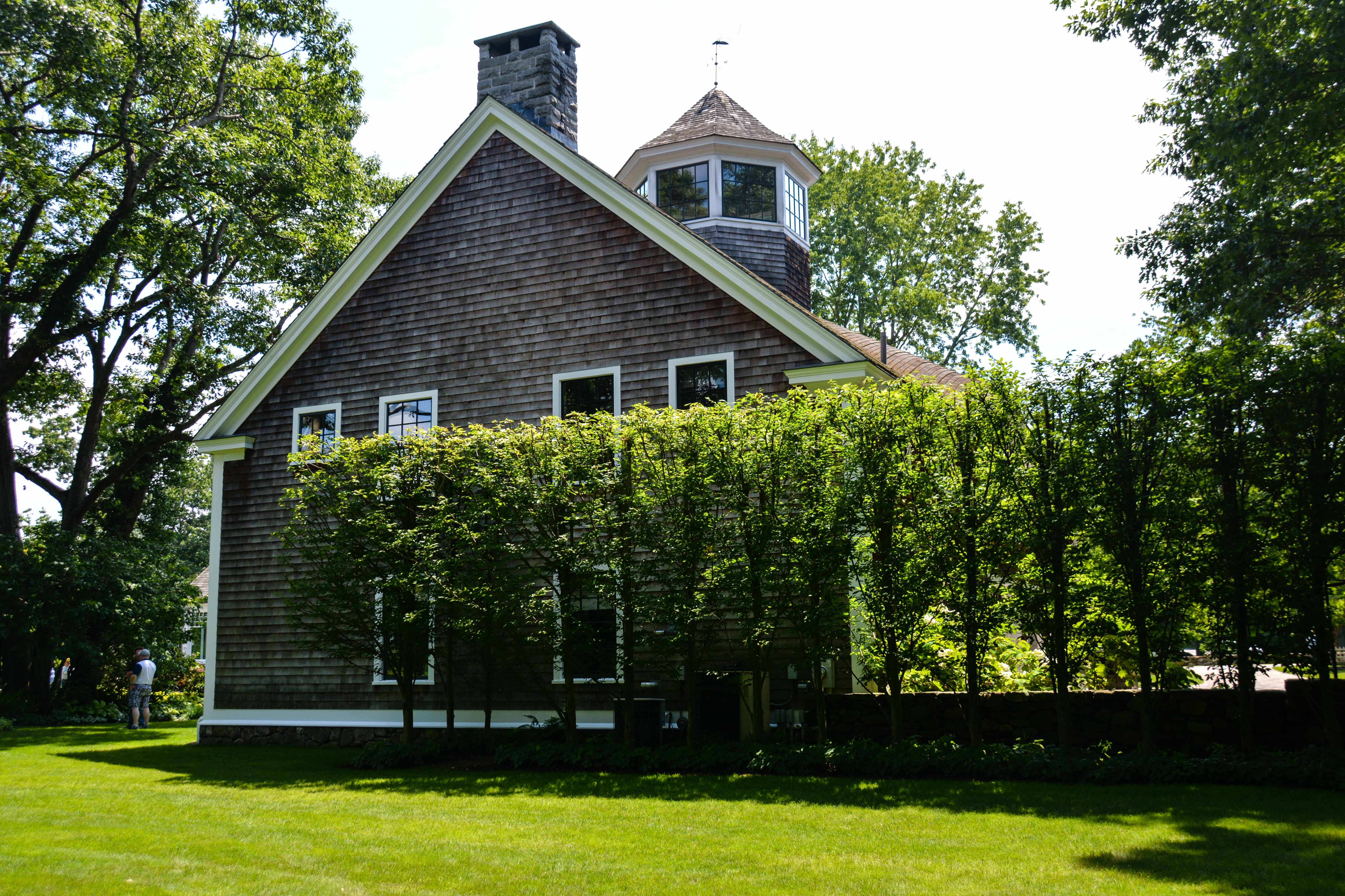 GARDEN TOURS Gardens at Clock Barn Thinking Outside the Boxwood