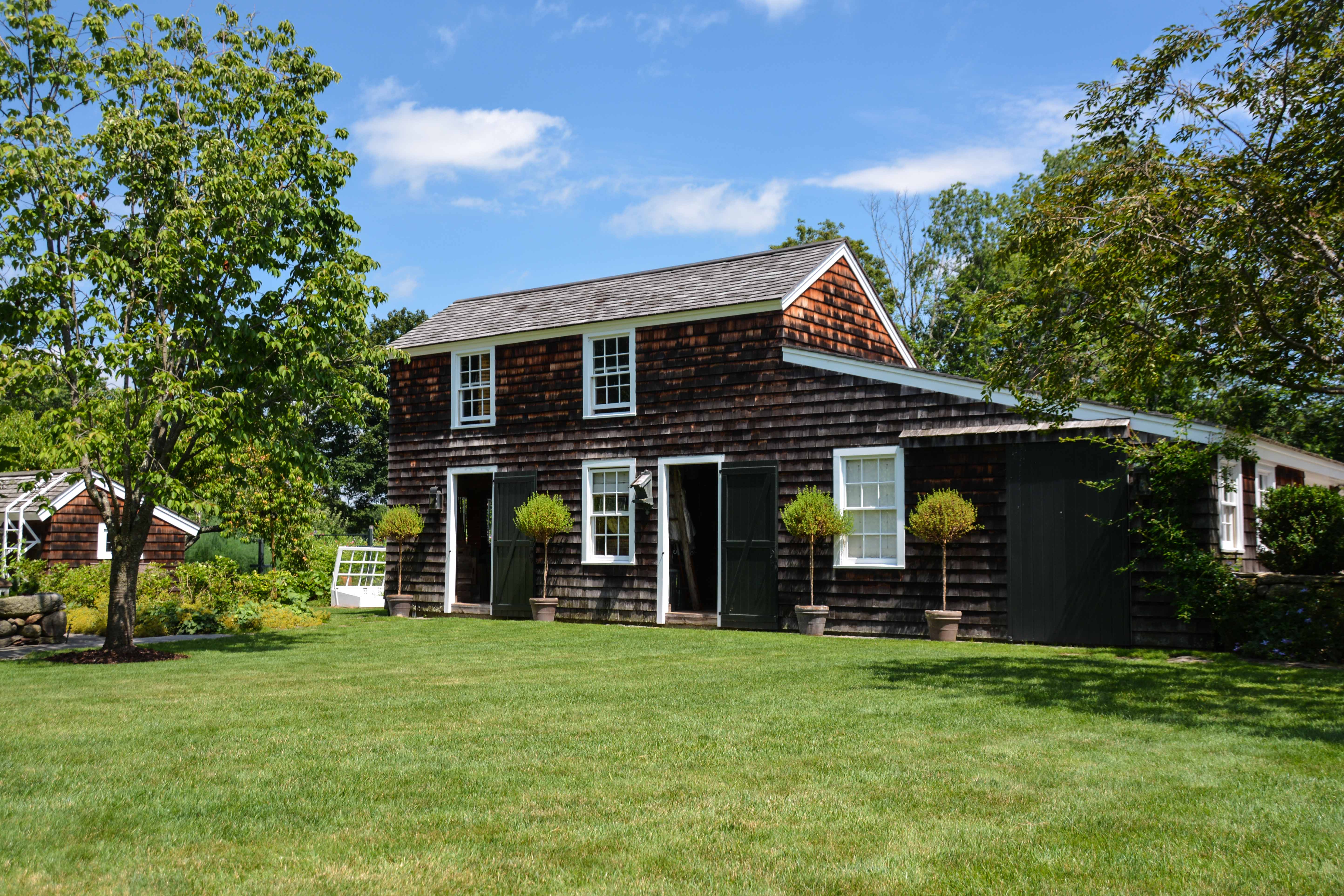 GARDEN TOURS Gardens at Clock Barn Thinking Outside the Boxwood